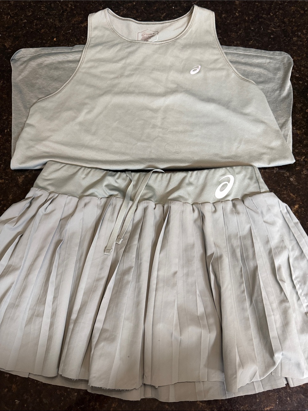 ASICS Light Green Pleated Skater Tennis Skort and tank top M